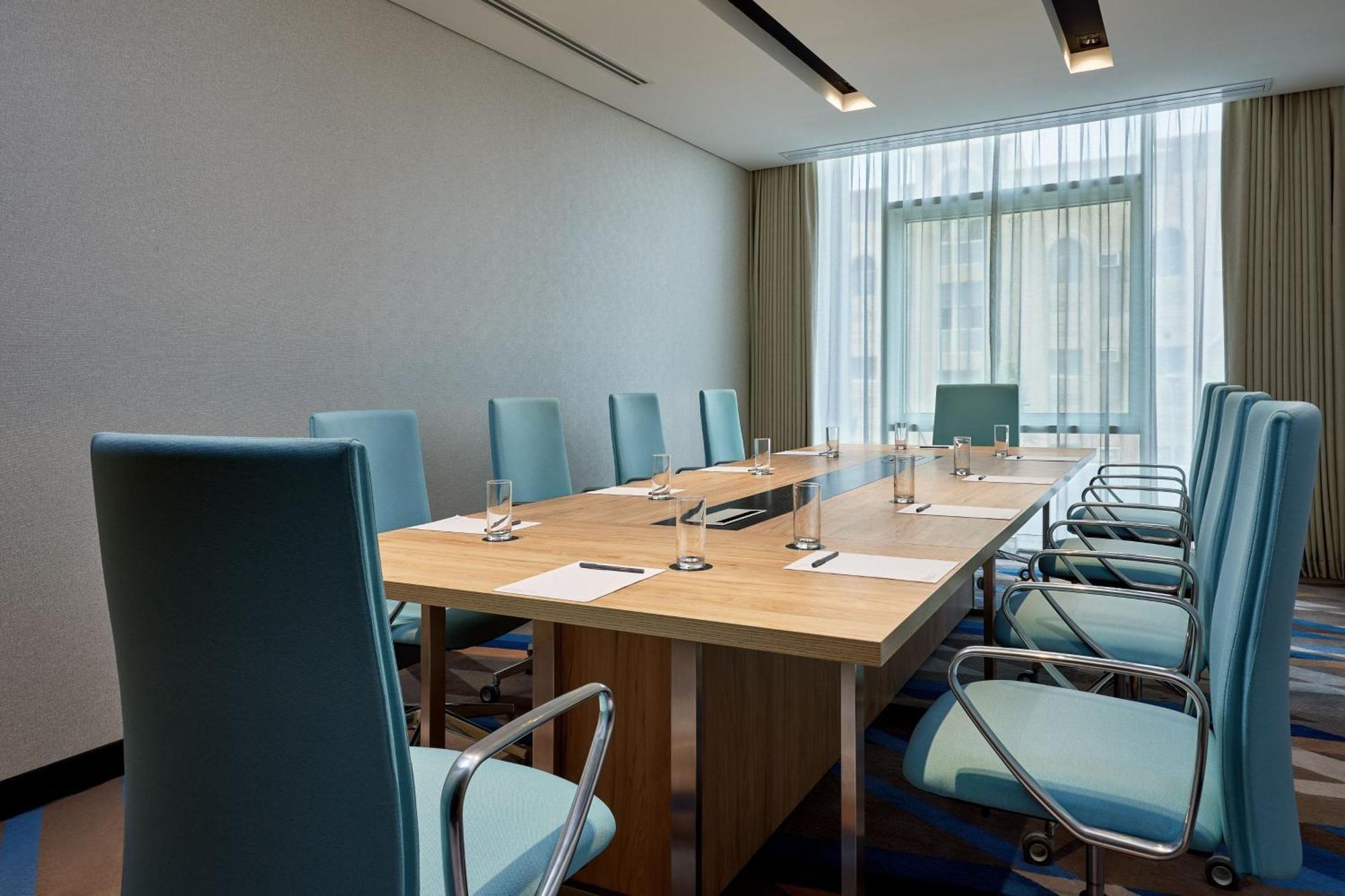 ホテル Courtyard By Marriott Al Jubail エクステリア 写真